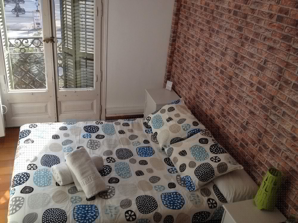 Фото Diagonal House