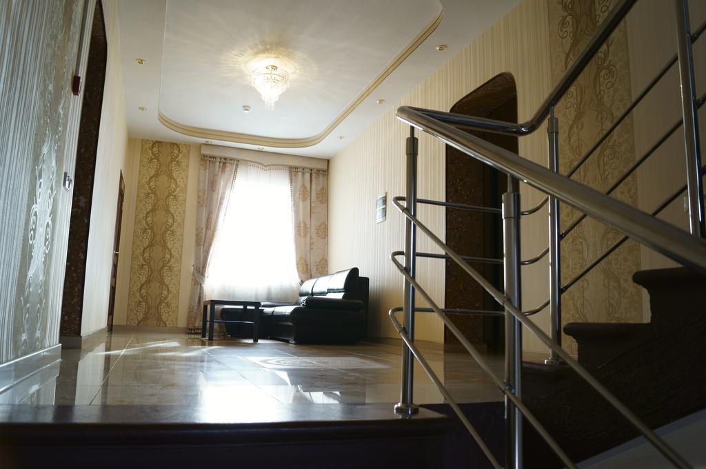 Фото Майский сад