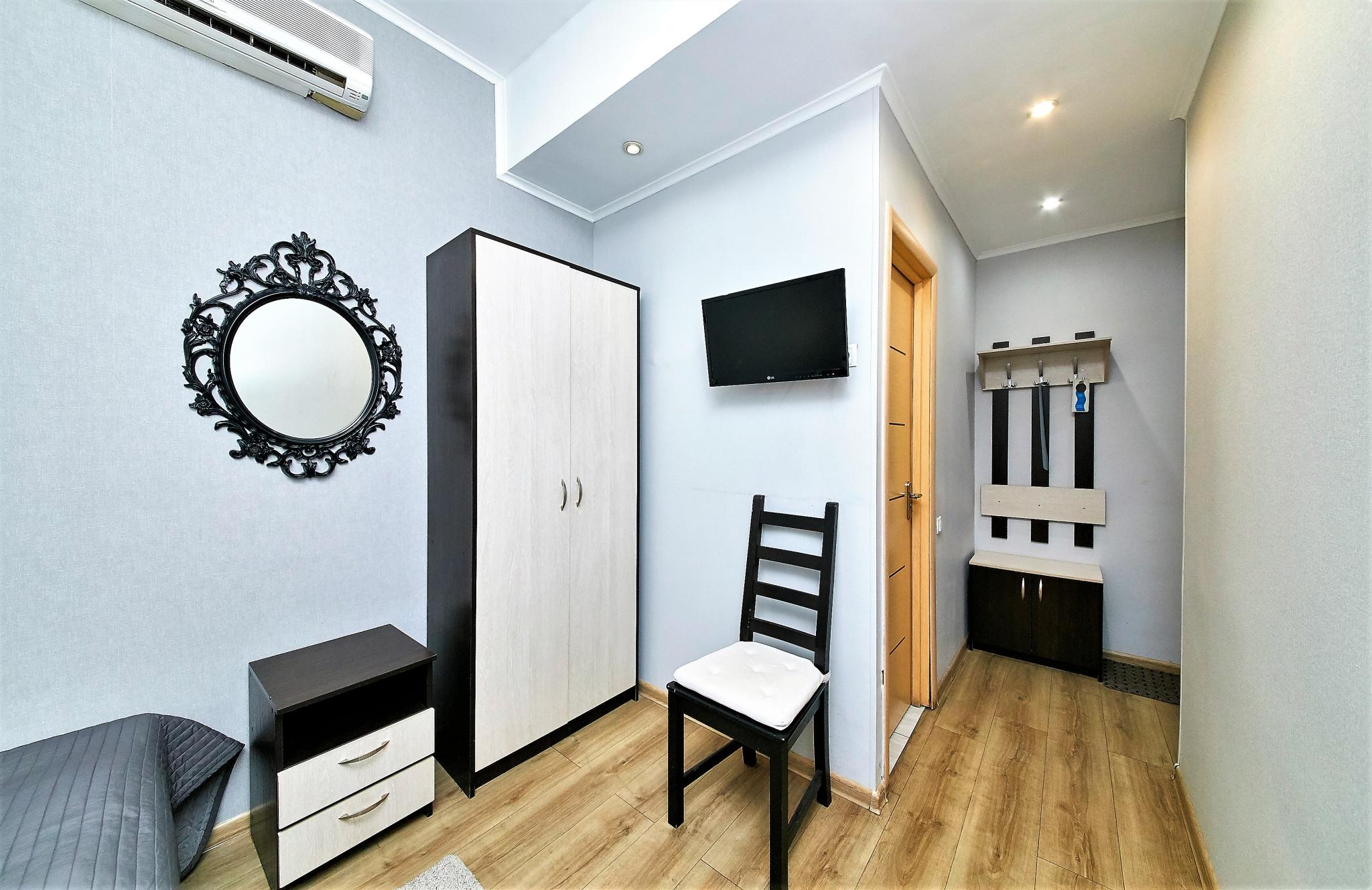 Фото Априори