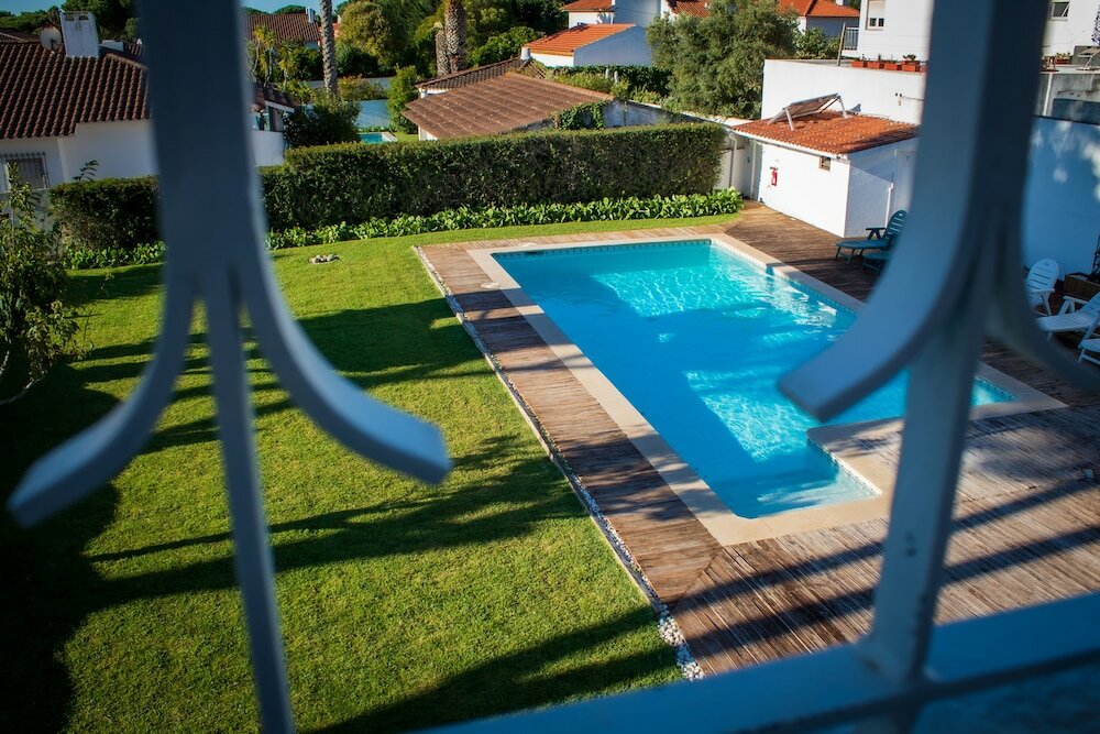 Фото Limmo Garden Guest House