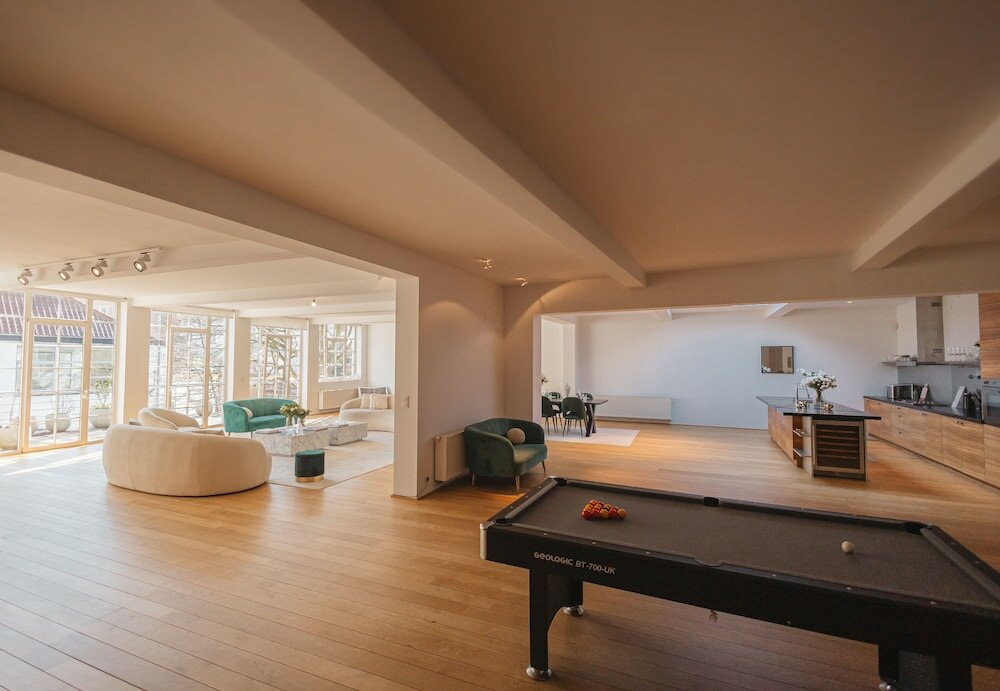 Фото Châtelain III