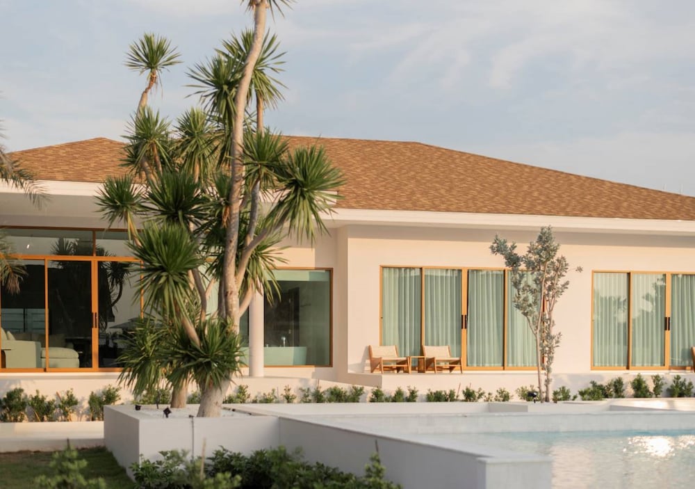 Фото Emmarin Villa Pattaya