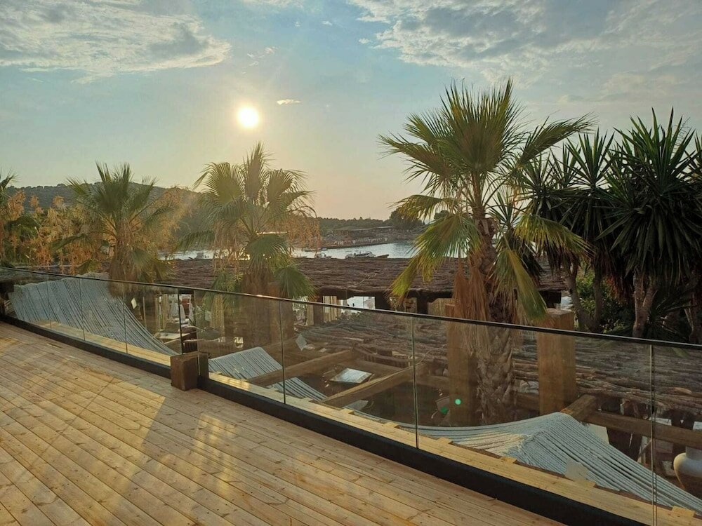 Фото Princi Potes Luxury Suites