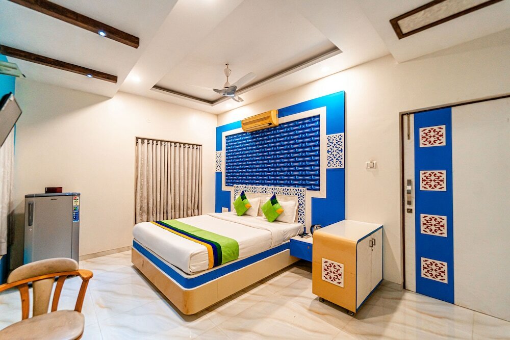 Фото Treebo Trend Raval Resort