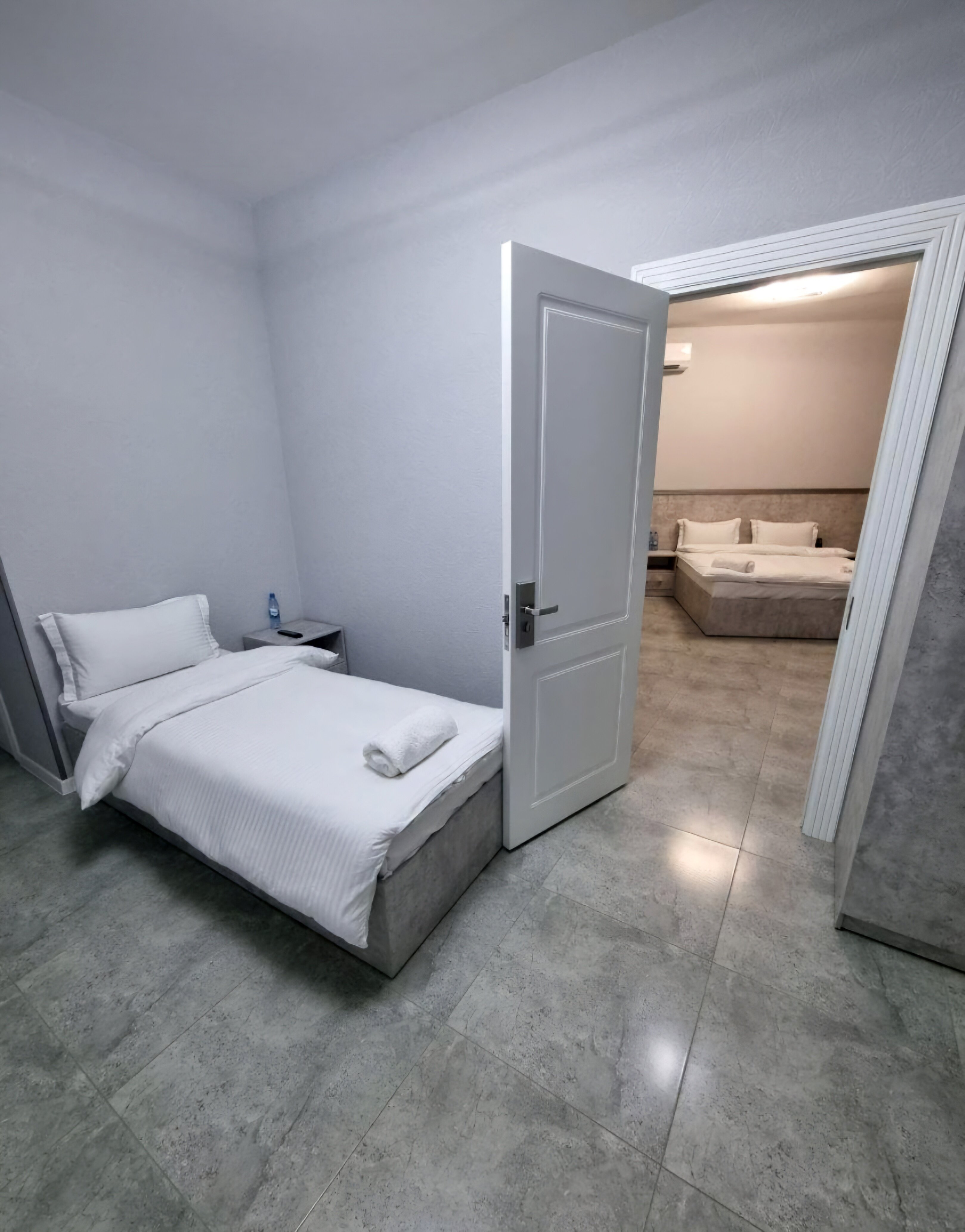 Фото Revel Hotel