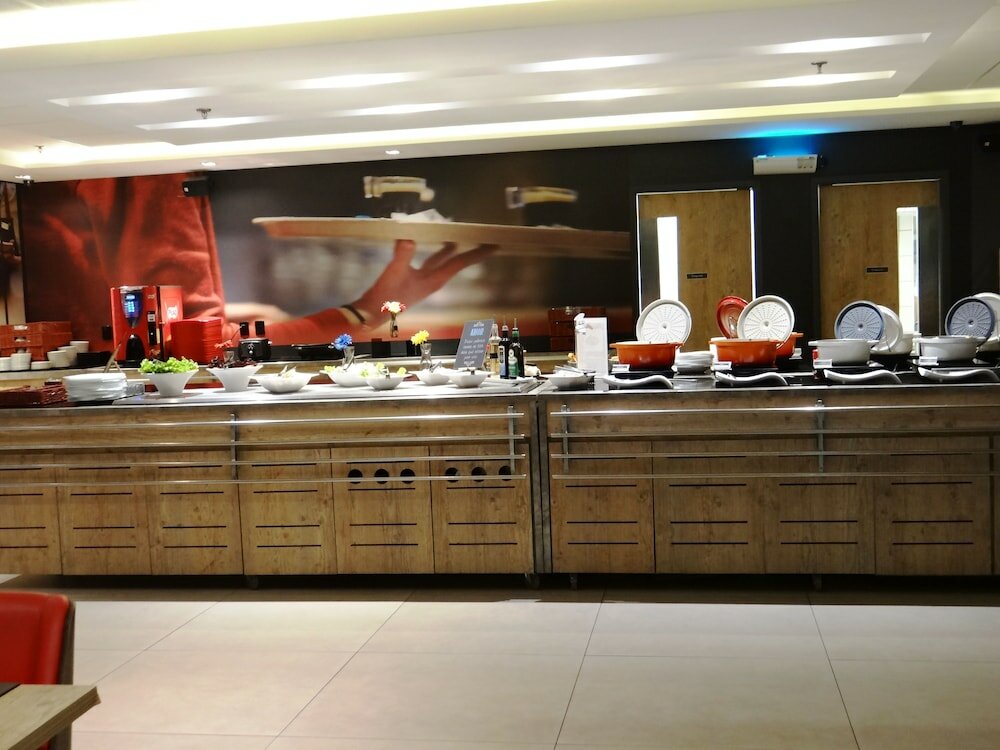 Фото Ibis Santos Valongo