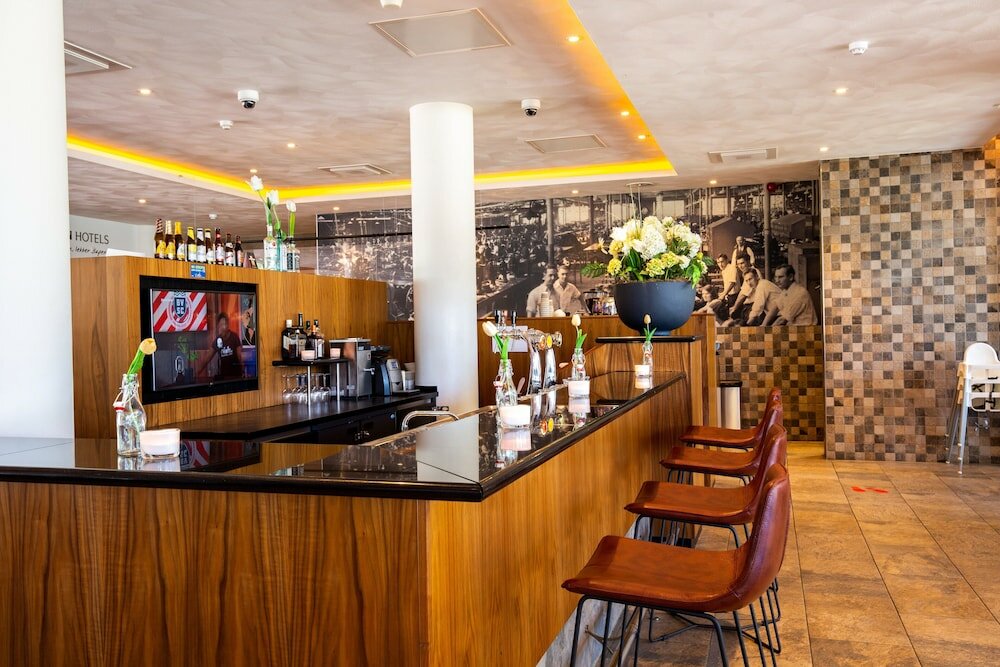 Фото Bastion Hotel Tilburg