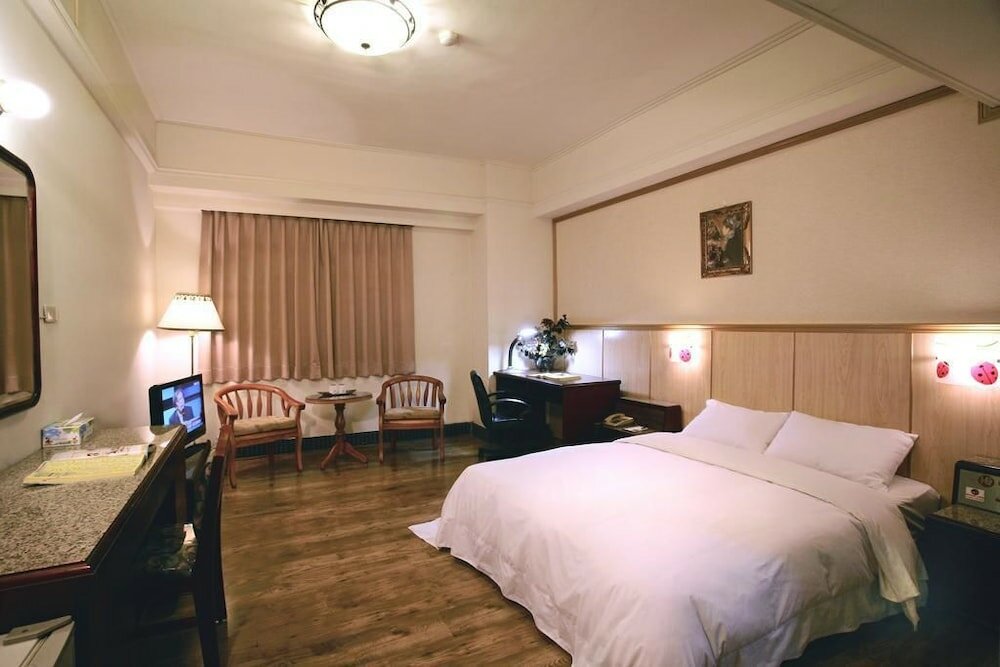 Фото Etung Hotel