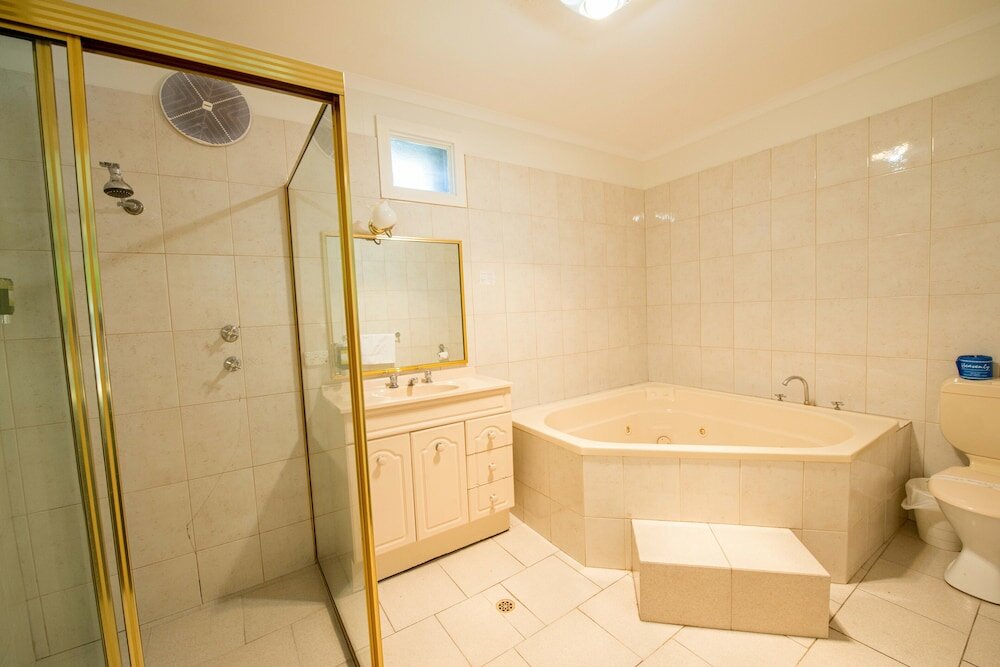 Фото Jacksons Motor Inn