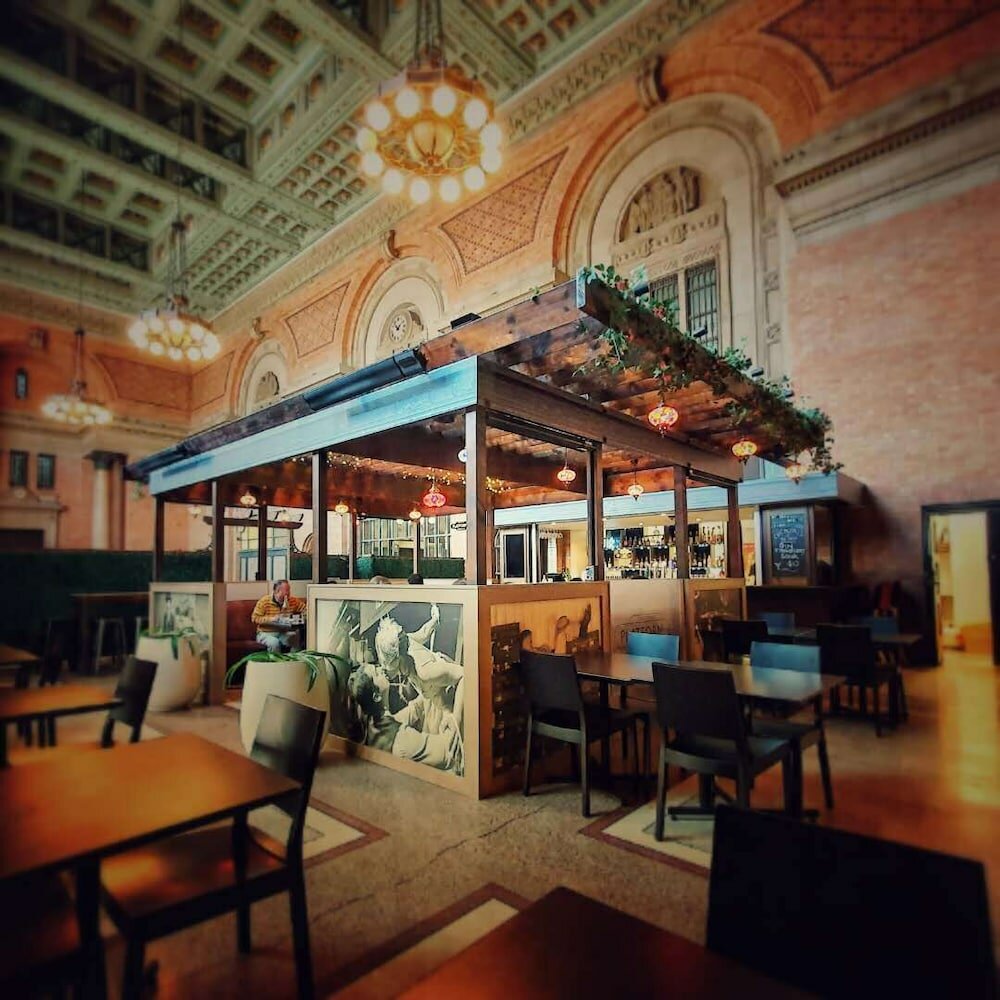 Фото Grand Central Serviced Apartments