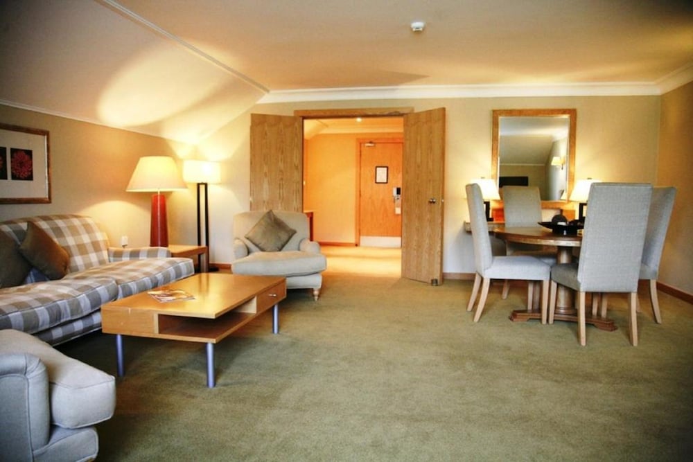 Фото Regency Park Hotel