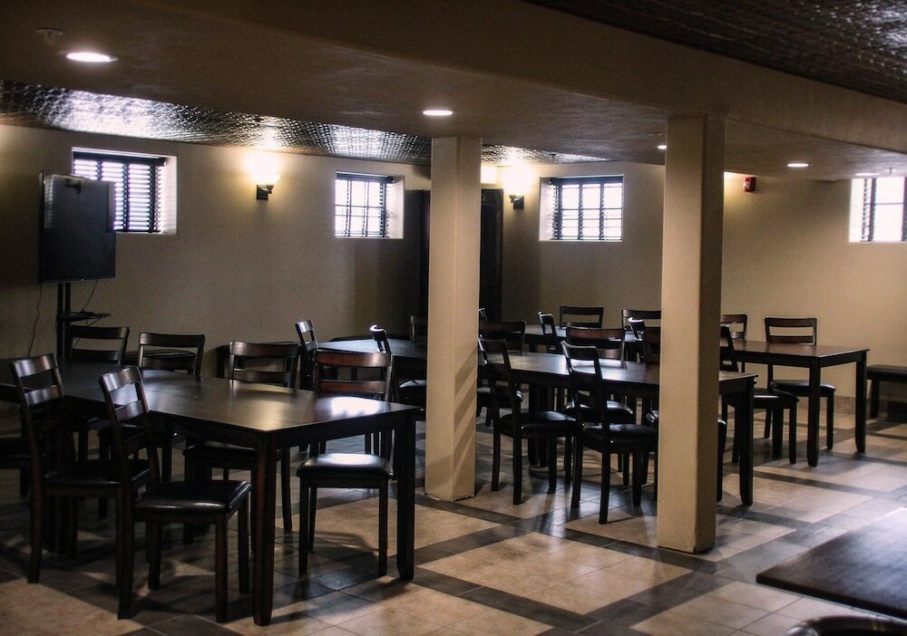 Фото The Calvert Hotel