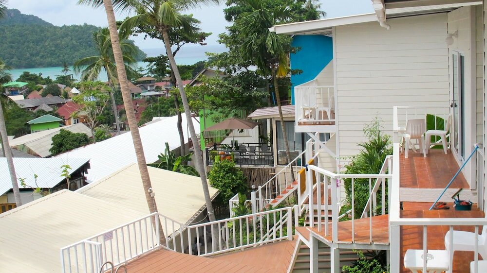 Фото Uphill Cottage