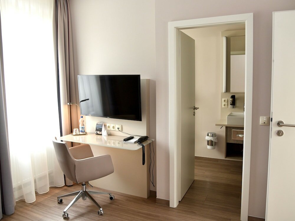 Фото Hotel Bonn City