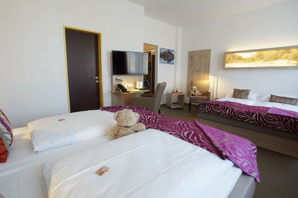 Фото Edel Weiss Hotel Und Restaurant