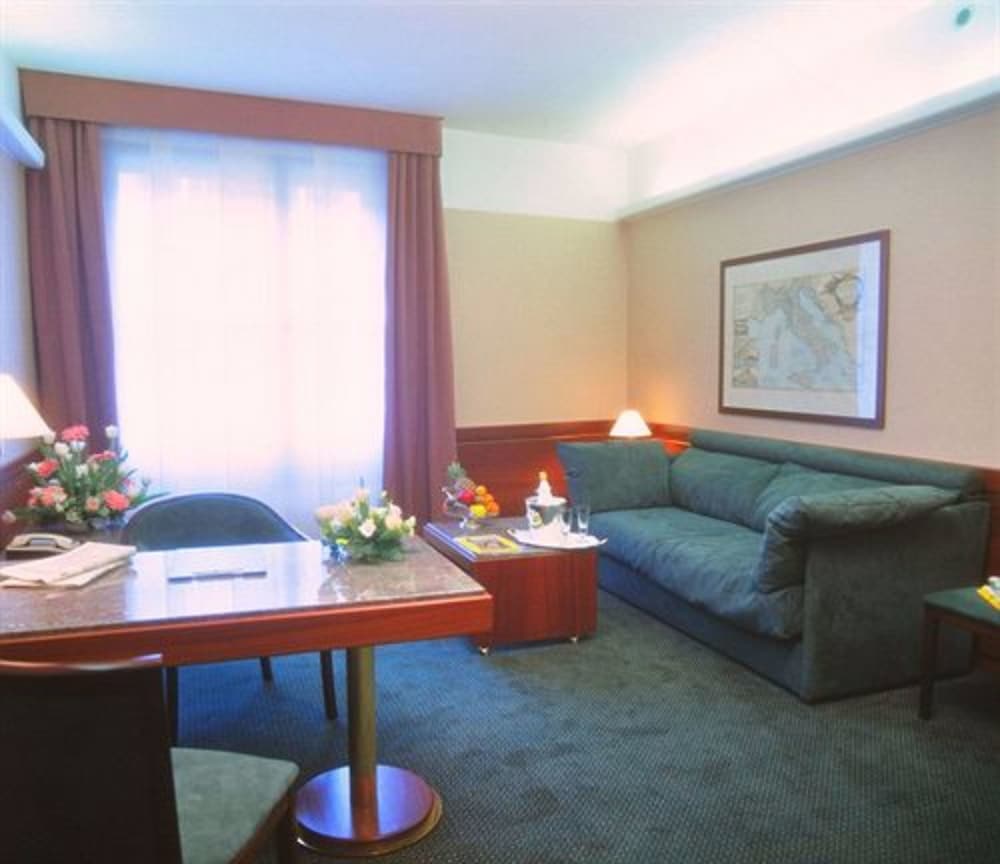 Фото Hotel Crivi's Milan