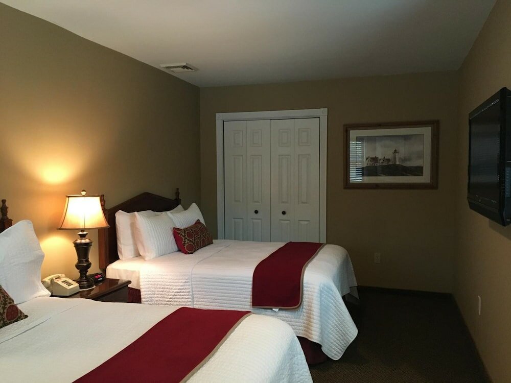 Фото Whitman Motor Lodge