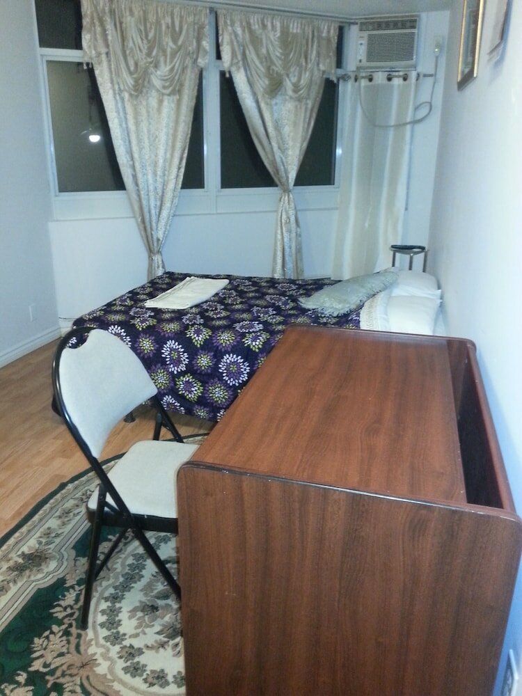 Фото Toronto Furnished Rooms