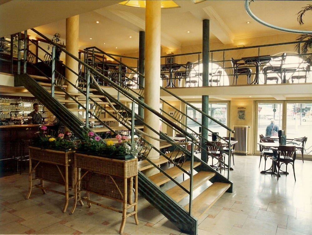 Фото отеля 2