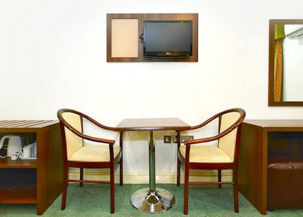 Фото Hotel Oliver