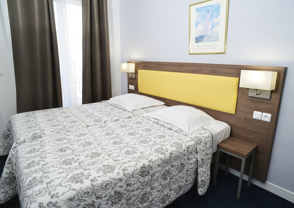 Фото Hotel Ambassadeur