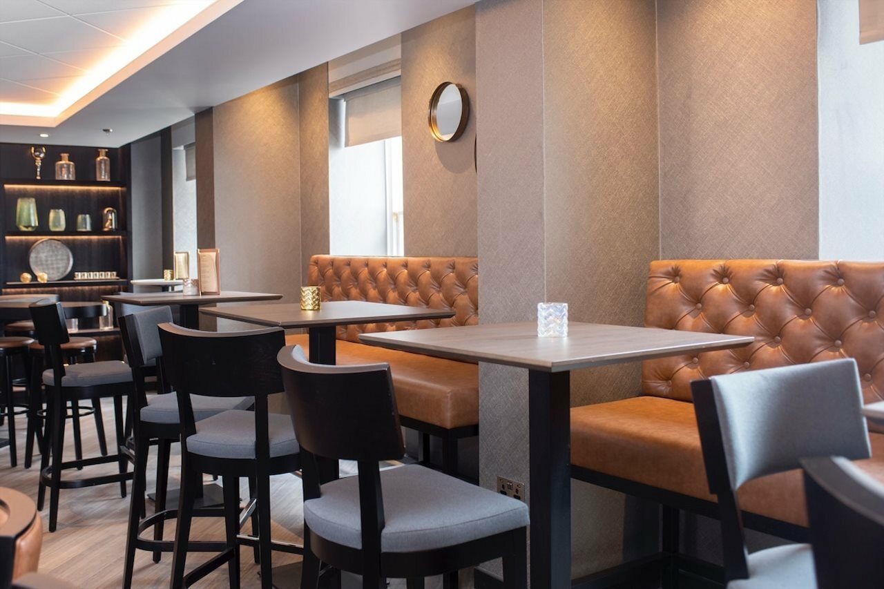 Фото Ten Hill Place Hotel