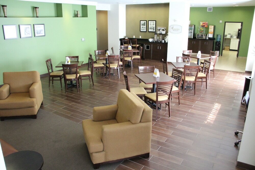 Фото Sleep Inn And Suites Haysville
