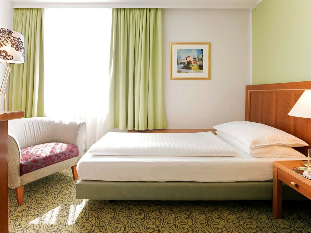 Фото Hotel Mercure Wien Westbahnhof