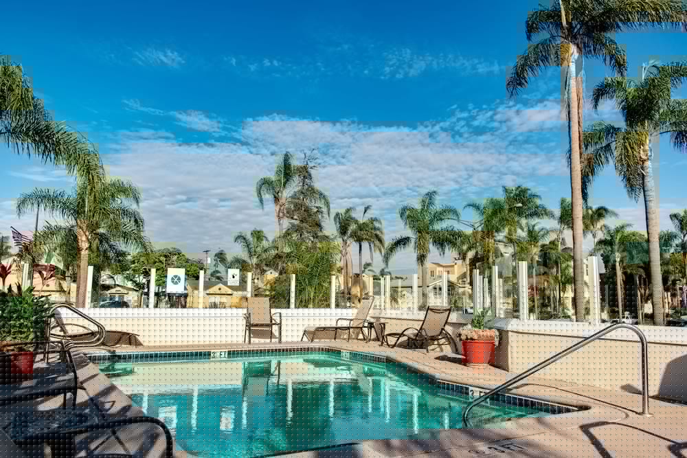 Фото Best Western Plus Suites Hotel Coronado Island