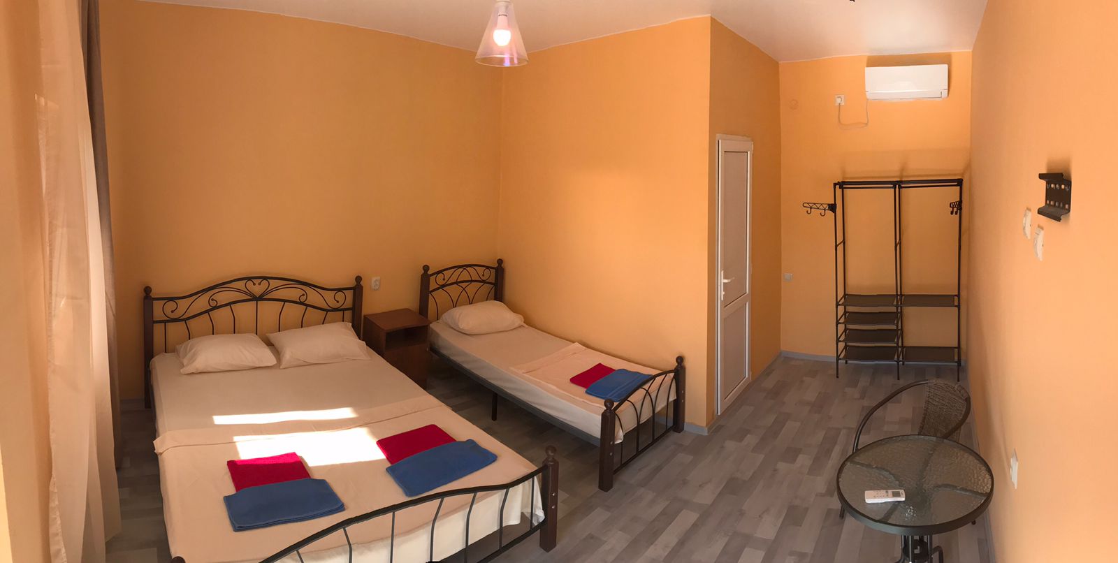 Фото Тихий дворик Алахадзы