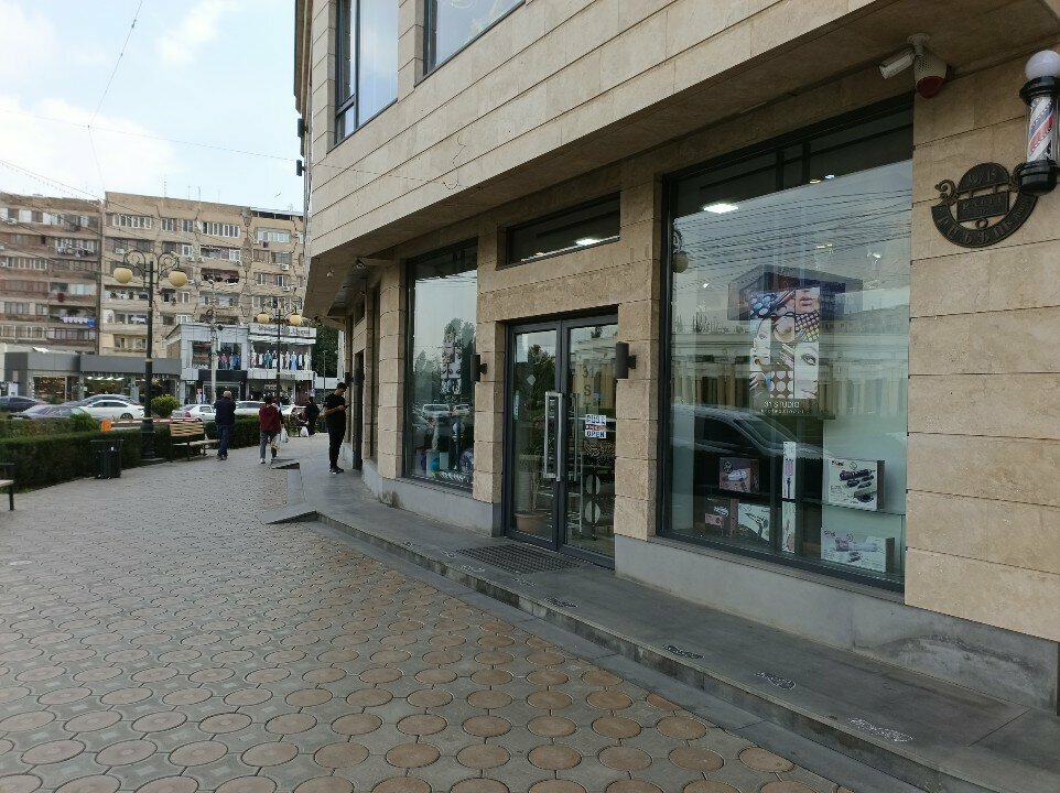 Perfume and cosmetics shop 31 studio, Yerevan, photo