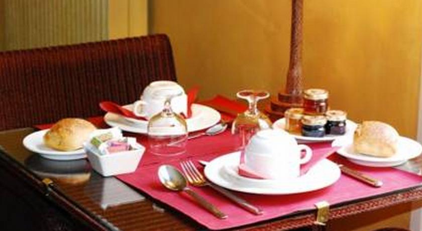 Фото Hotel France Eiffel