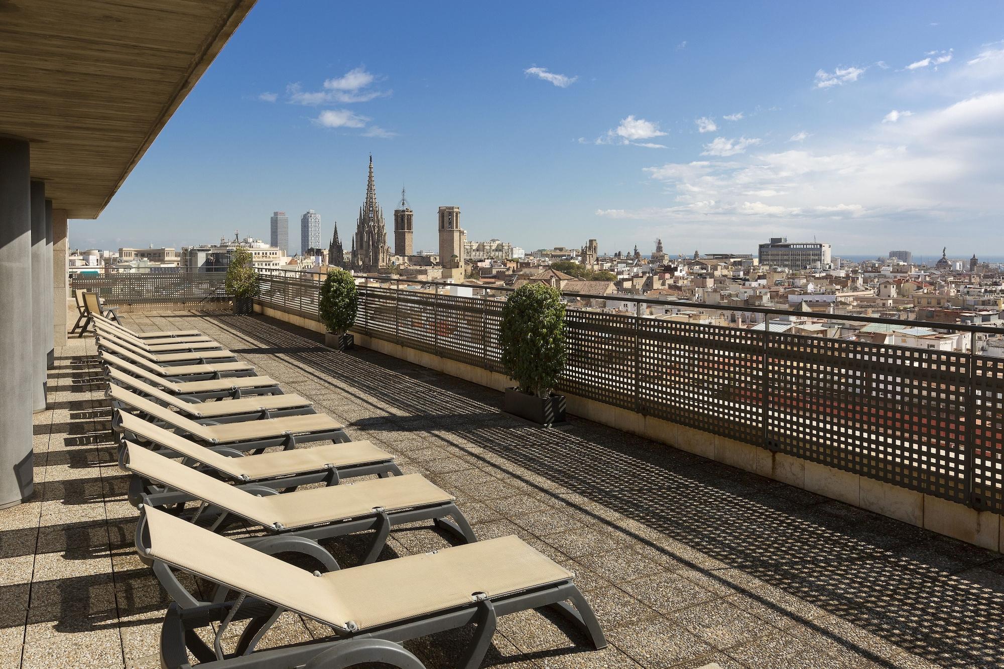 Фото Citadines Ramblas Barcelona