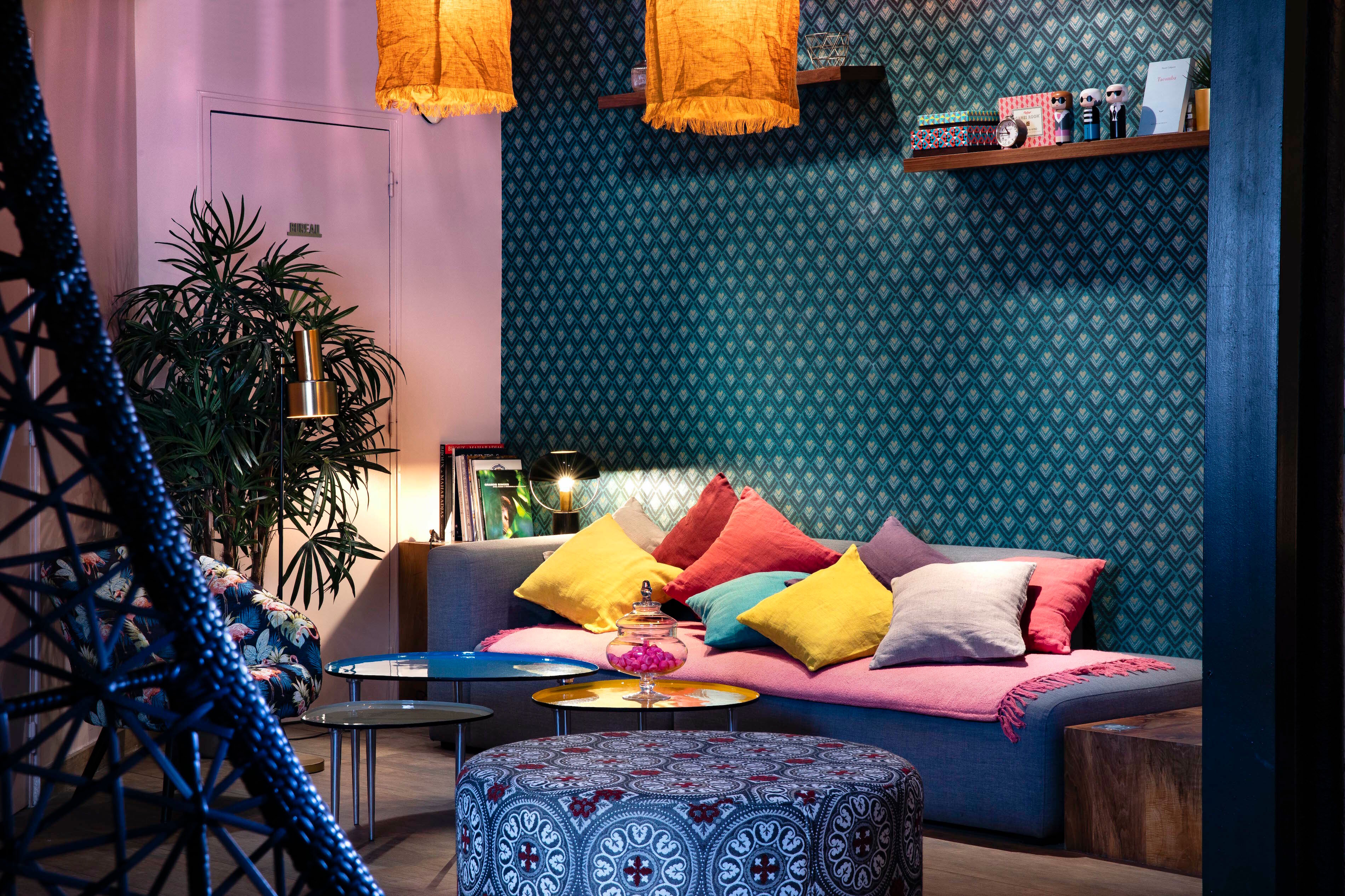 Фото Maxim Folies