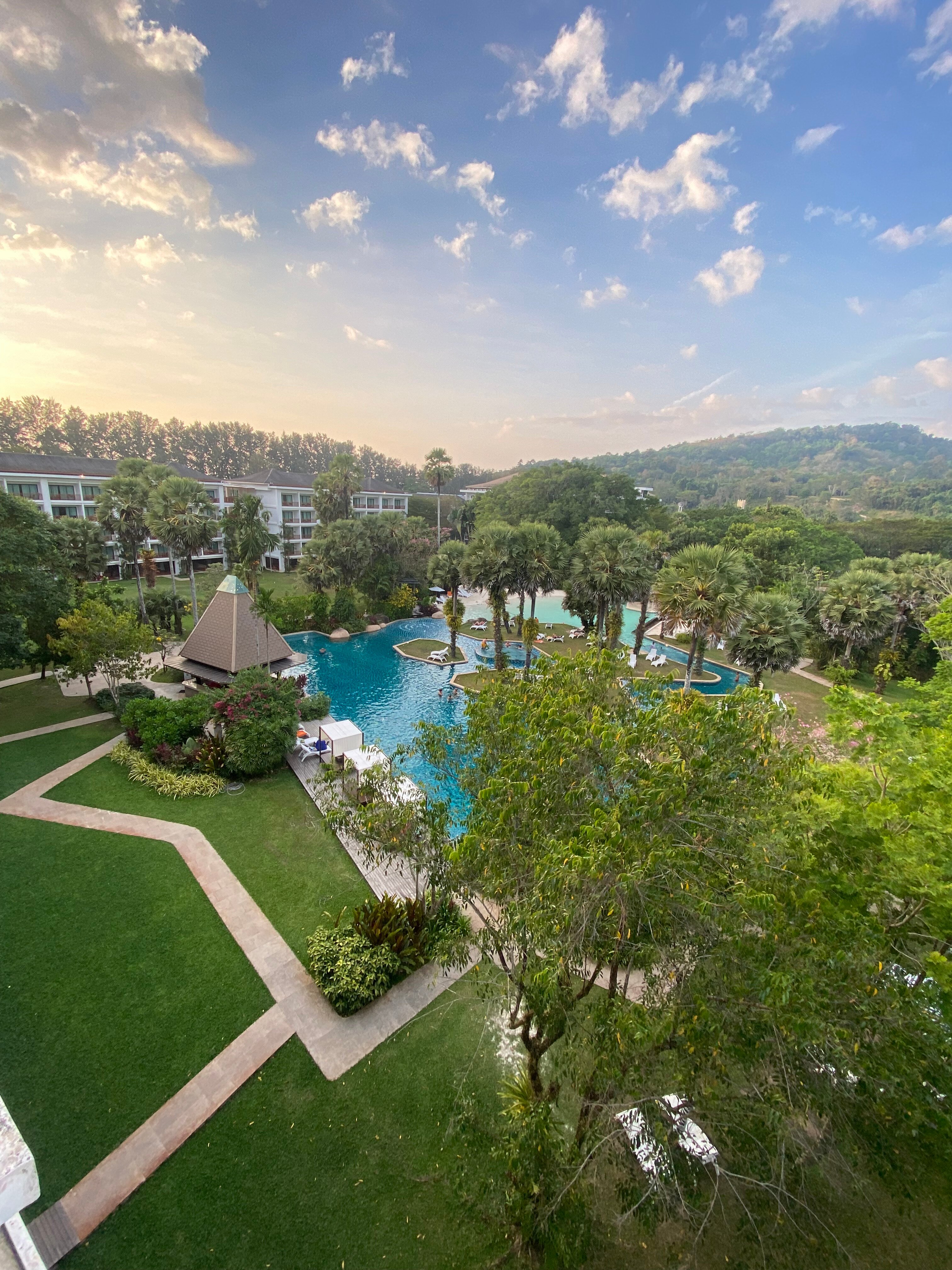 Фото Naithonburi Beach Resort