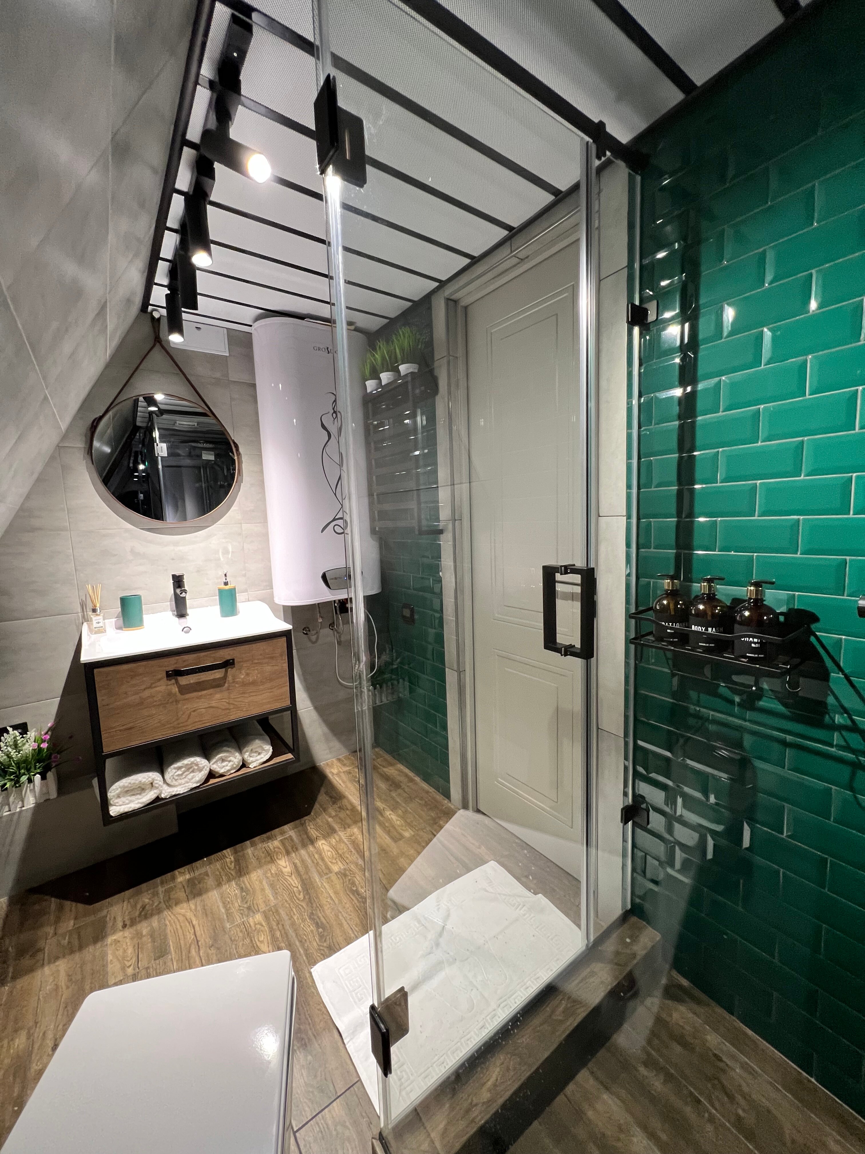 Фото Къашха Таш