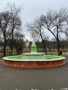 Victory (Homieĺskaja voblasć, Mazyr, park kultury i otdykha Pobeda), park