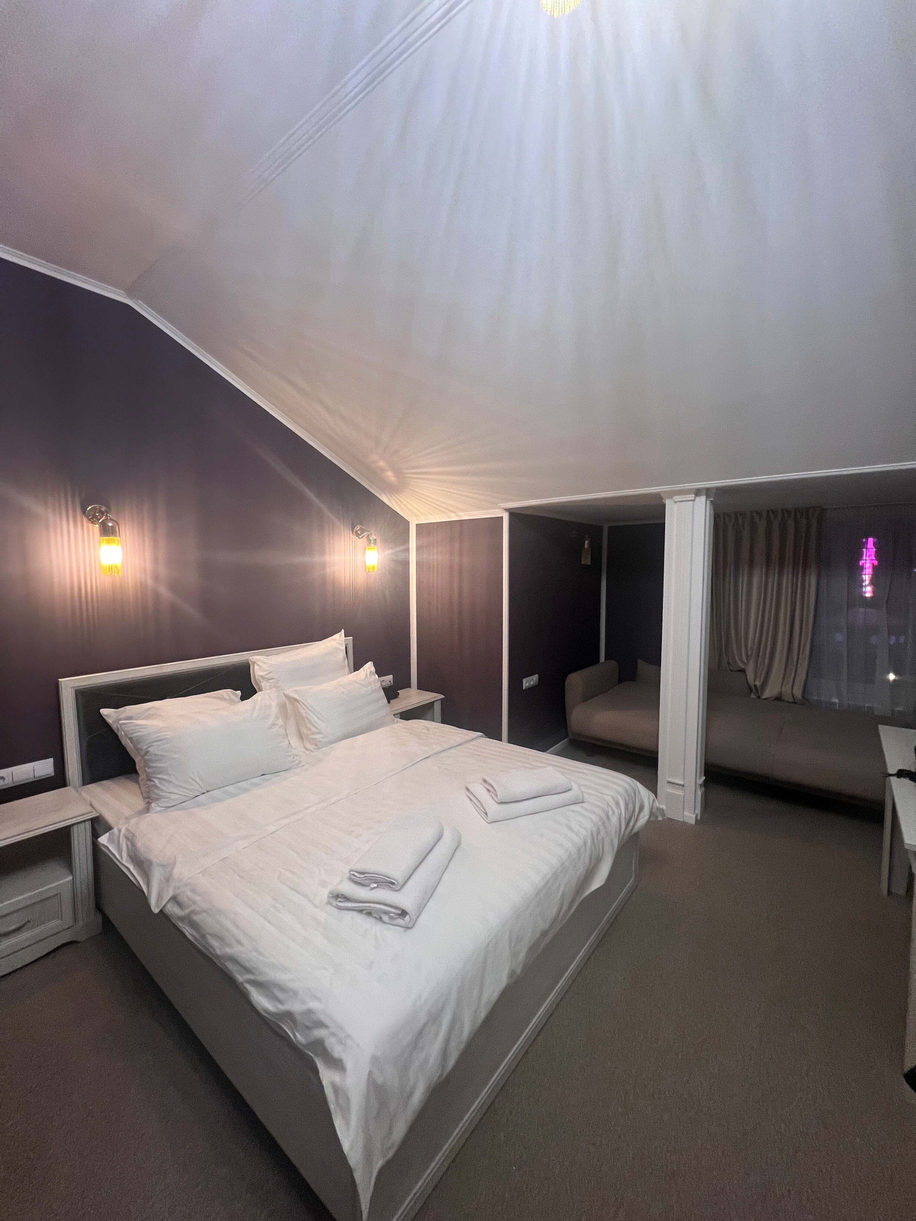 Фото отеля 2