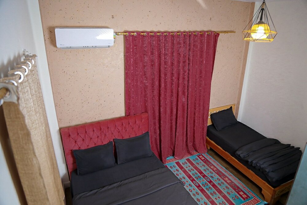 Фото Castle Hotel