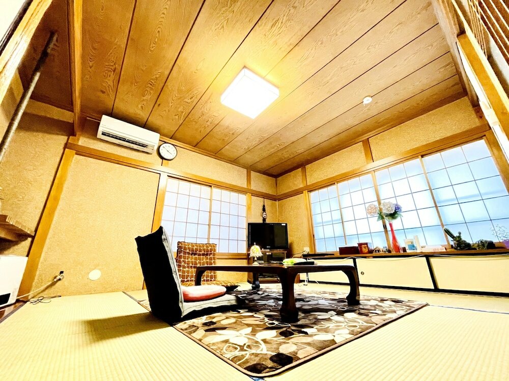 Фото Hakone Lake Side Villa & Hot Springs