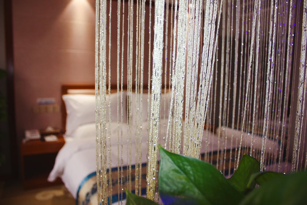 Фото Xian Guotai grand hotel