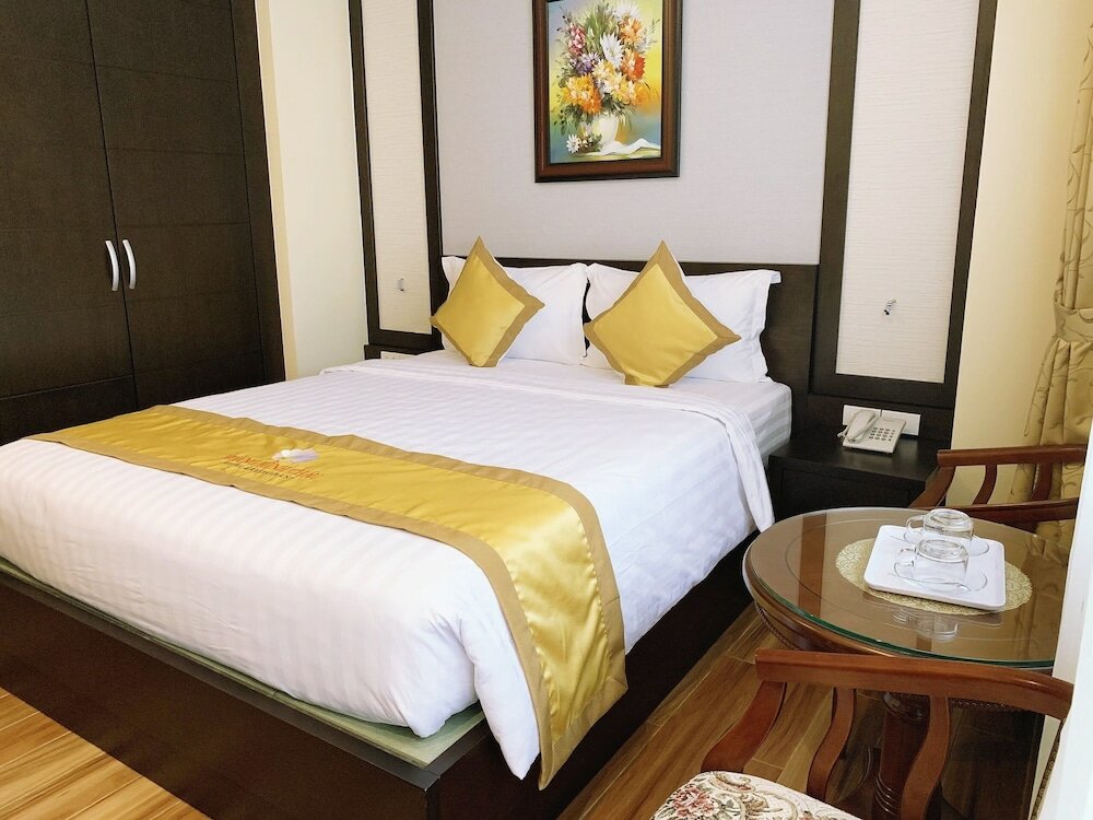 Фото Hoang Minh Chau Ba Trieu Hotel