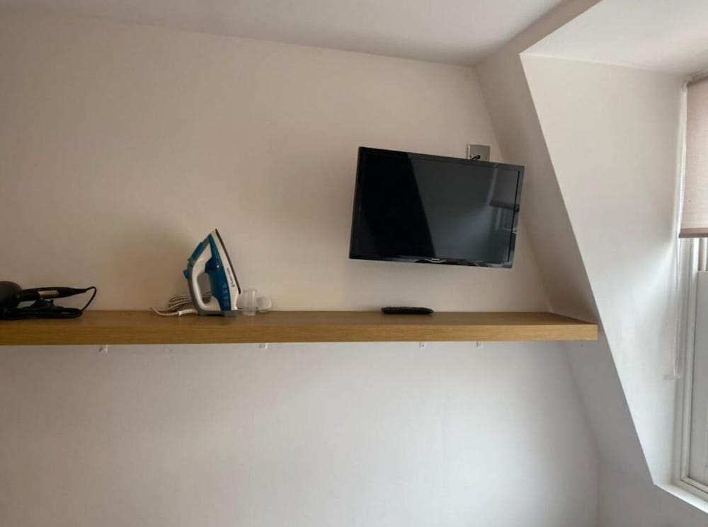 Фото 80 Inverness Terrace