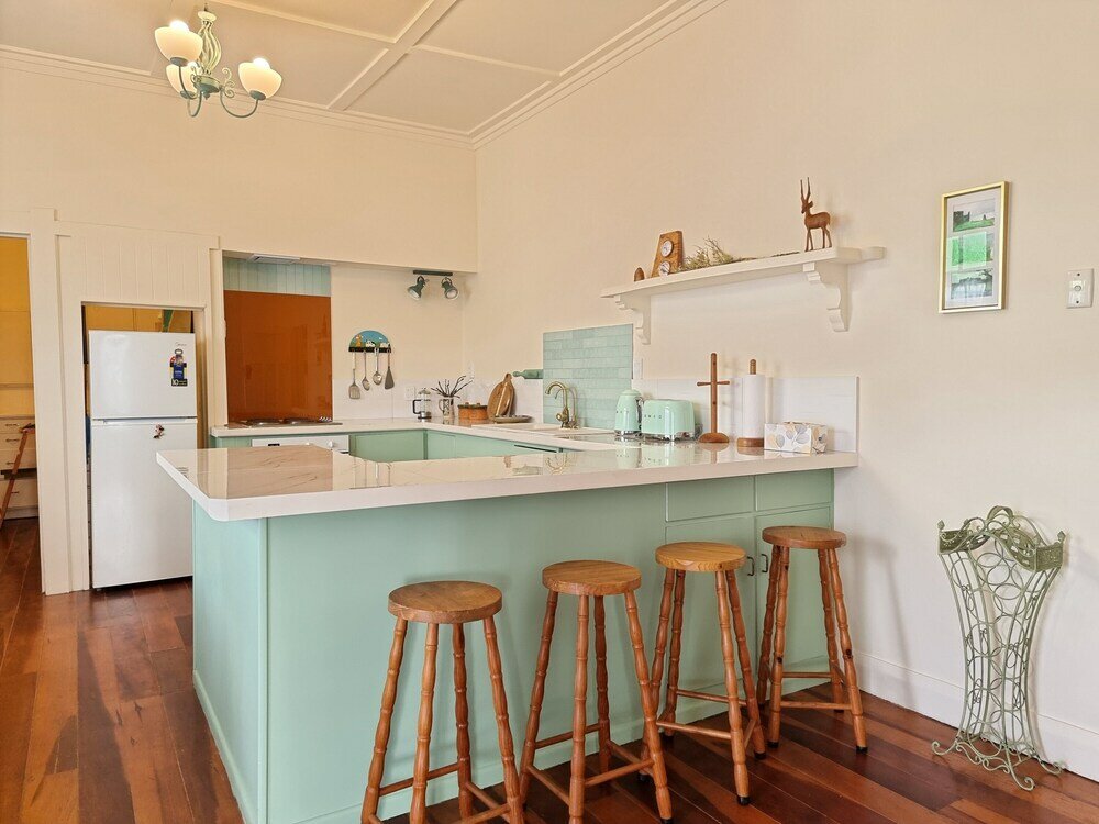 Фото 4 Bedroom Character House Papakura