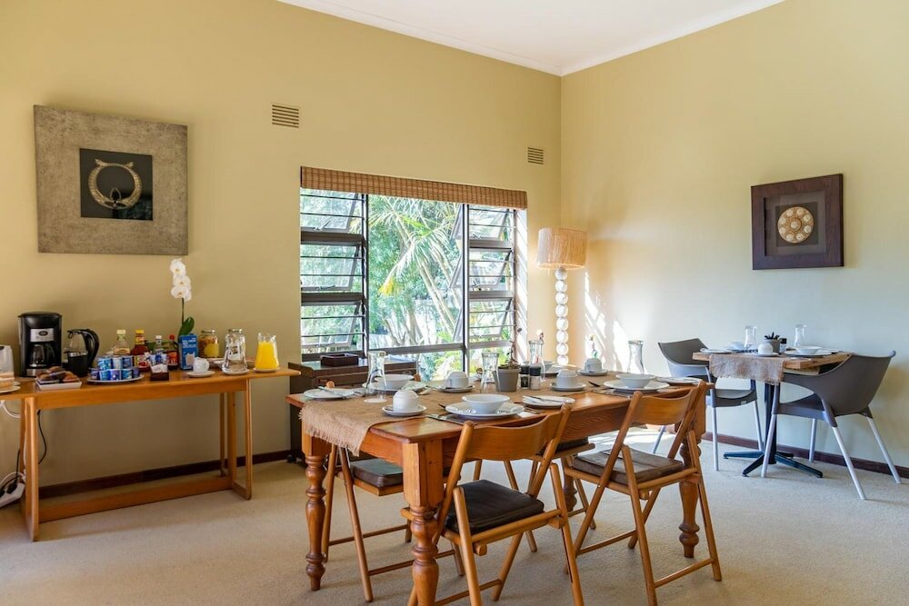 Фото Faraway Lodge B&b