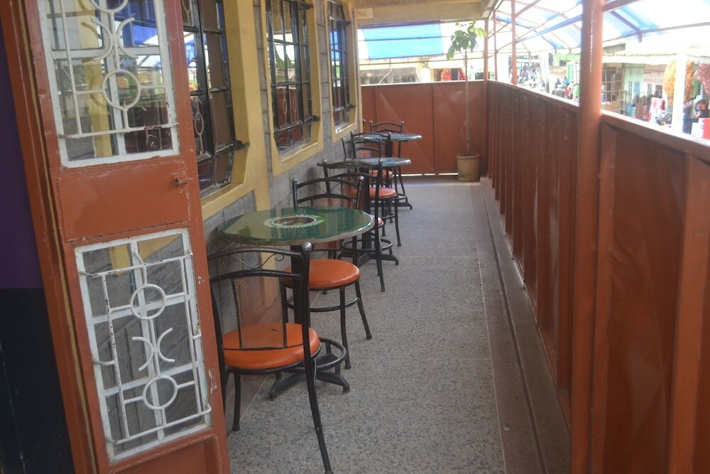 Фото Maendeleo Parkview Hotel