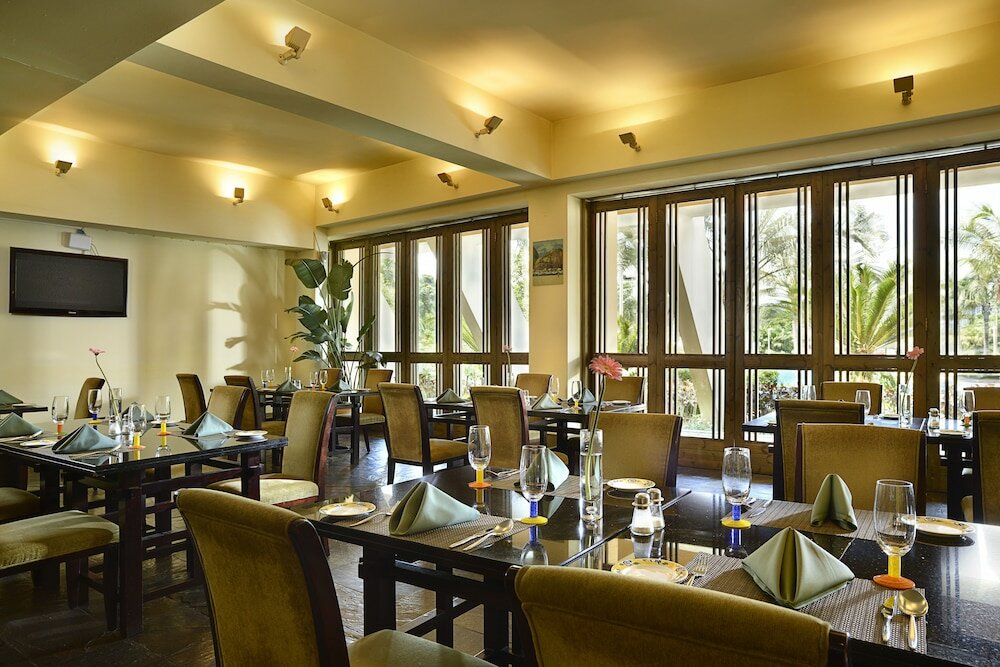 Фото Dongguan Mcb Lake Hotel