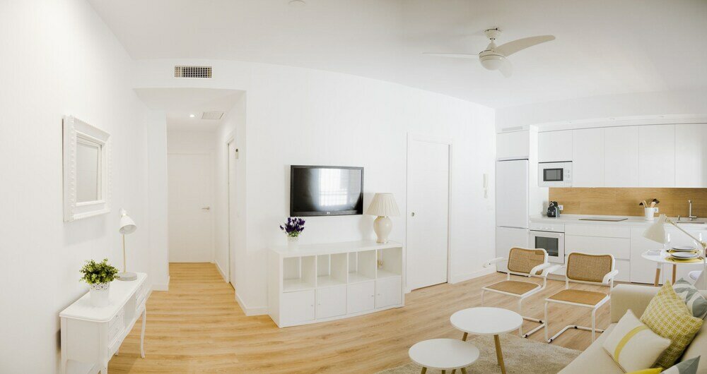 Фото Deluxe Apart. Plaza de La Trinidad