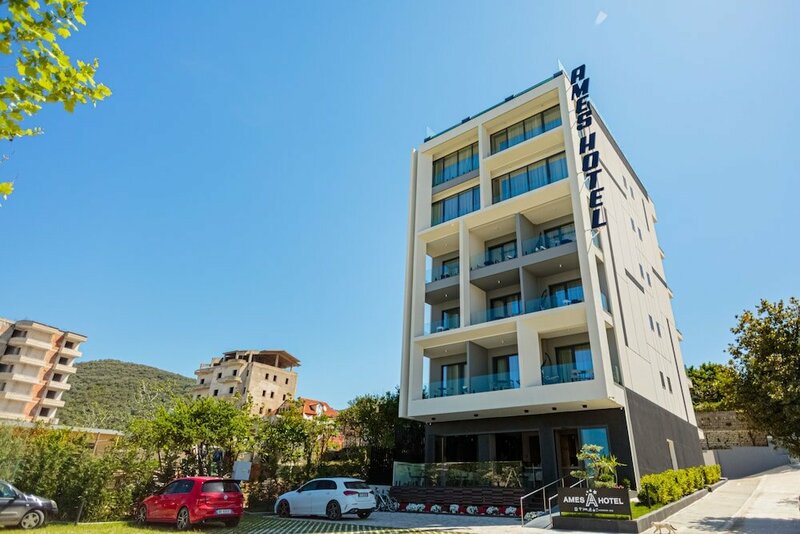 Гостиница Ames Hotel & SPA во Влёре