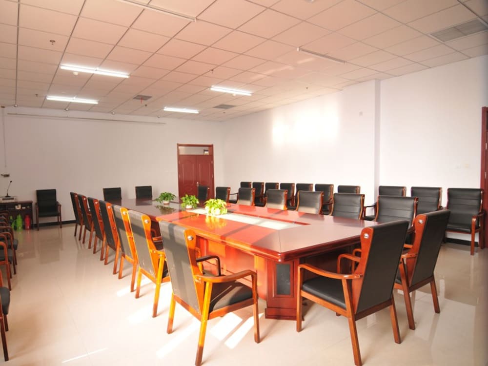 Фото GreenTree Inn ZhangJiaKou Qiaoxi District WuYi East Street JianXing Express Hotel